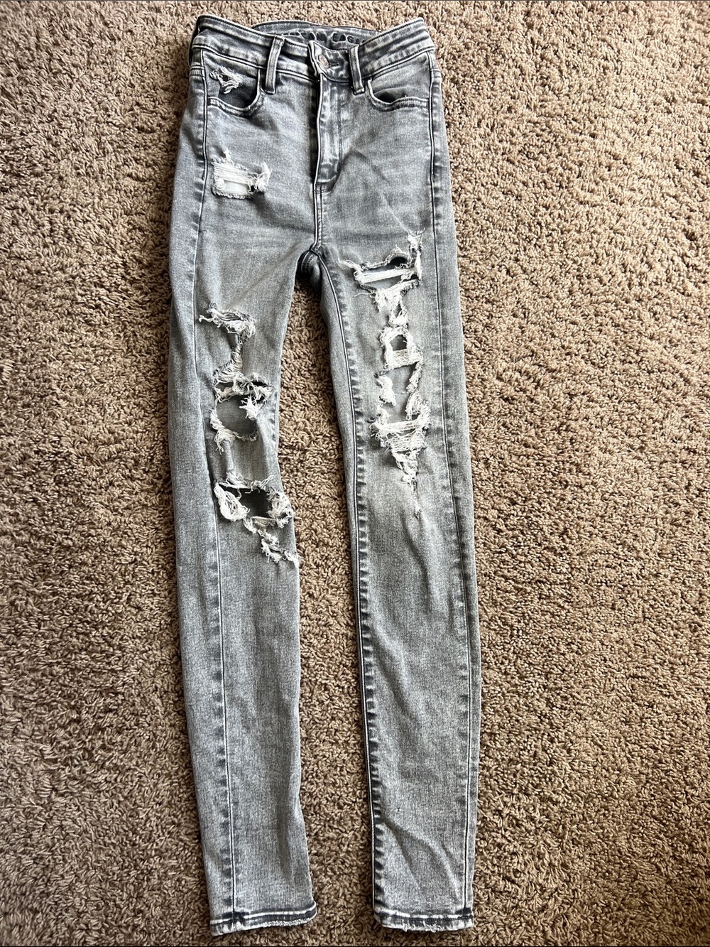 American Eagle Outfitters Light Gray Distressed High Rise Jeggings Size 000